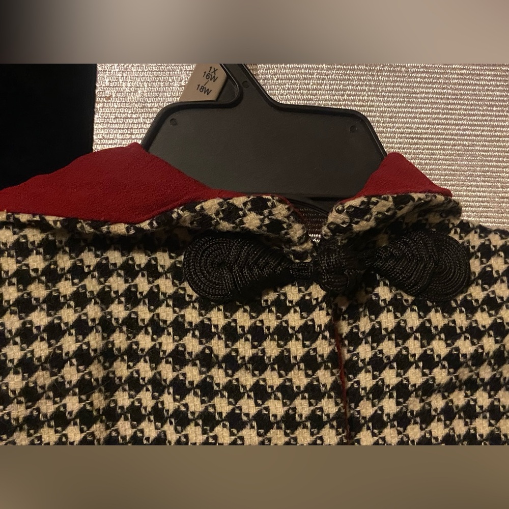 Vintage Houndstooth Crimson Childs / Small Cape w/ Hood #9582 - Picture 5 of 14